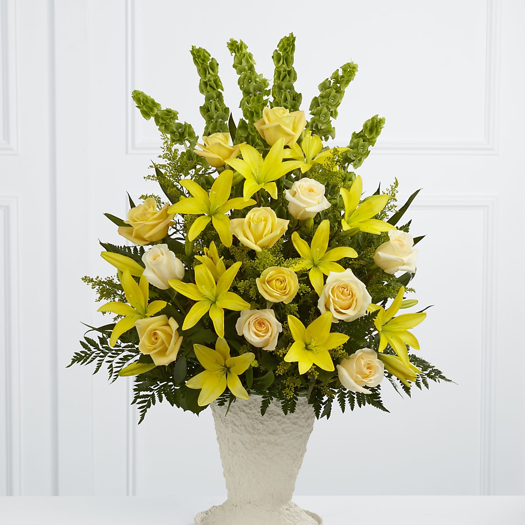 Golden Memories Arrangement – ROWLEE'S BUDS, Los Osos CA