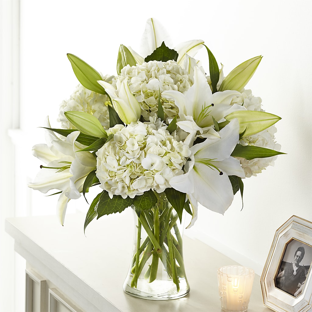 Compassionate Lily Bouquet – ROWLEE'S BUDS, Los Osos CA