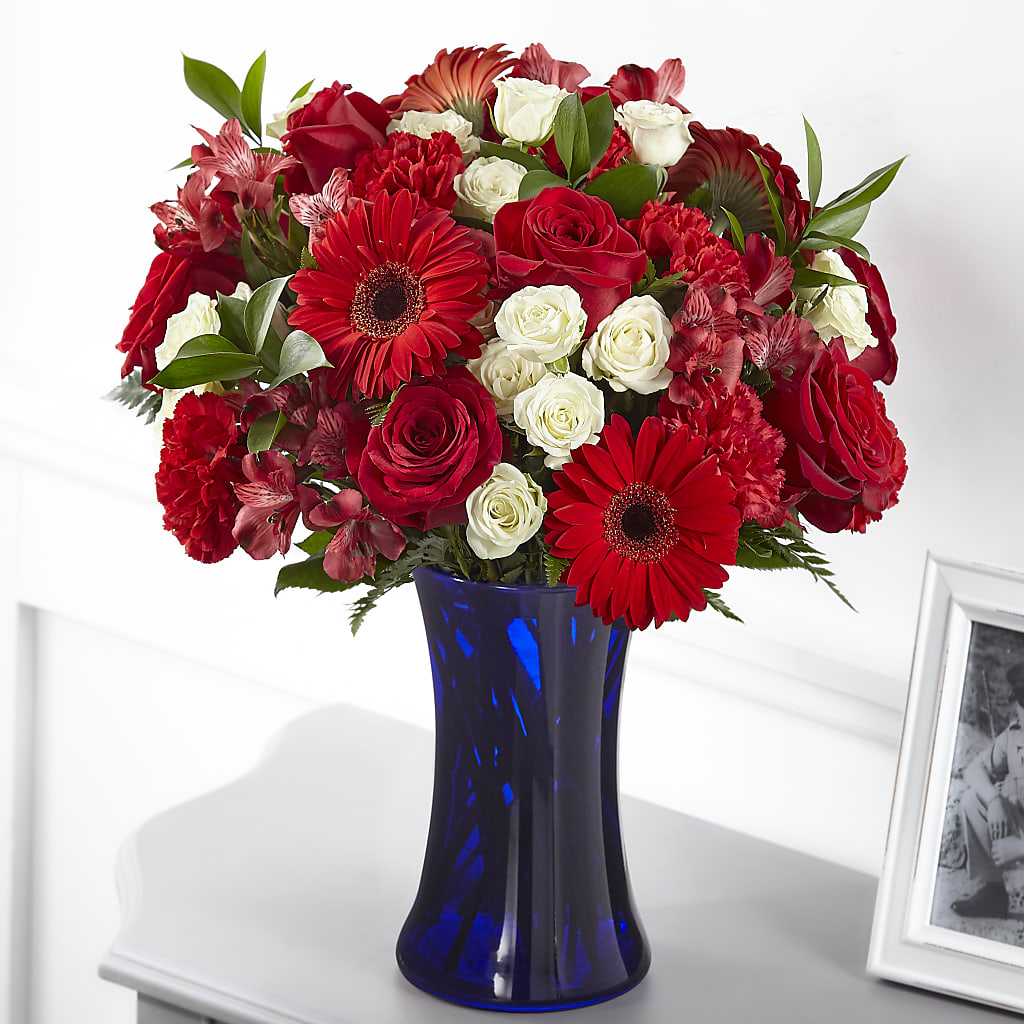Hearts Embrace Bouquet – ROWLEE'S BUDS, Los Osos CA