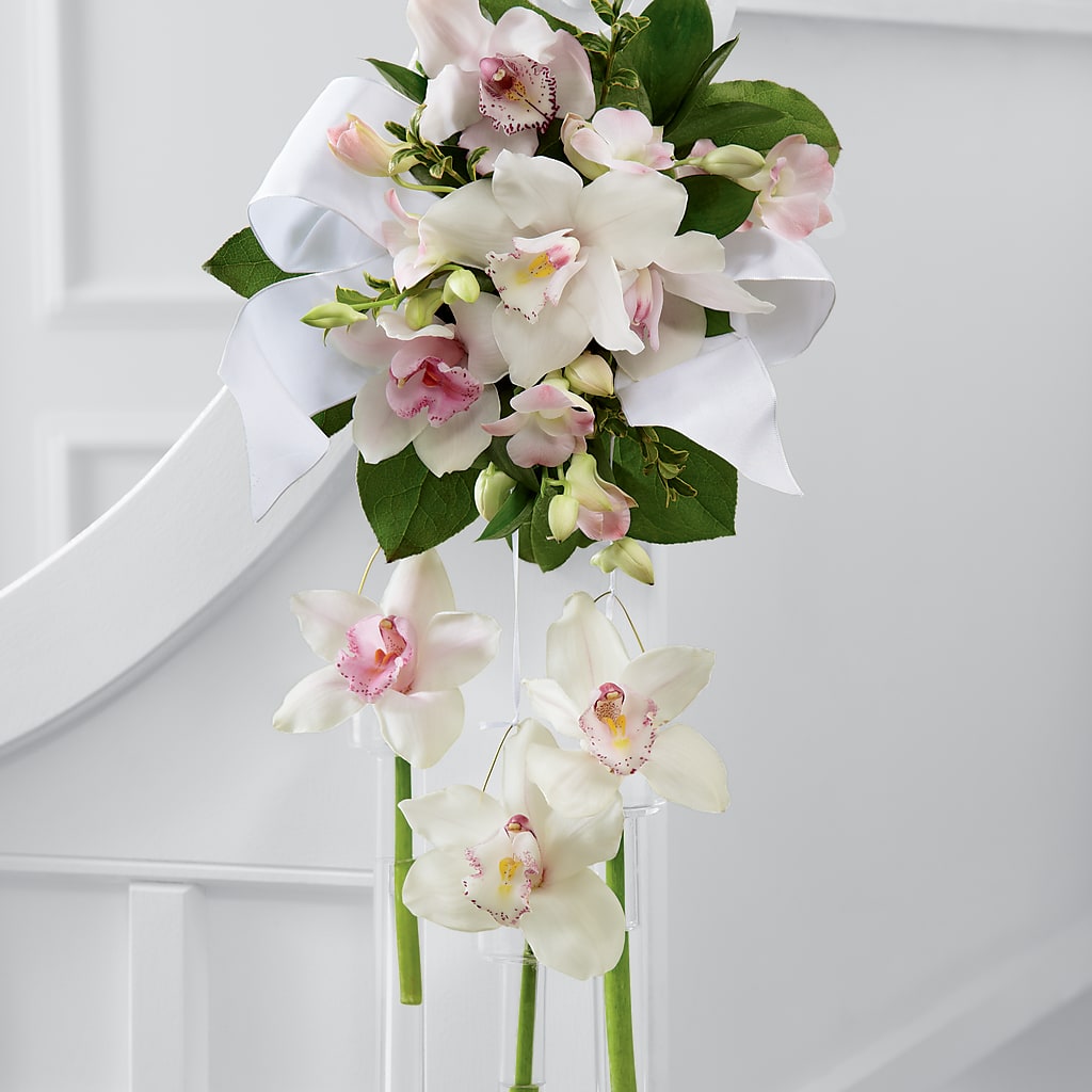 Perfect Entrance Pew Arrangement – ROWLEE'S BUDS, Los Osos CA