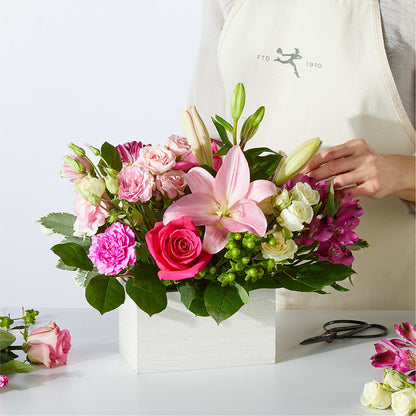 Sweetberry Box – A Florist Original – ROWLEE'S BUDS, Los Osos CA
