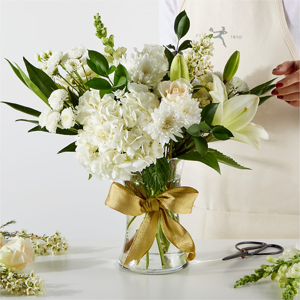 New Beginnings – A Florist Original – ROWLEE'S BUDS, Los Osos CA