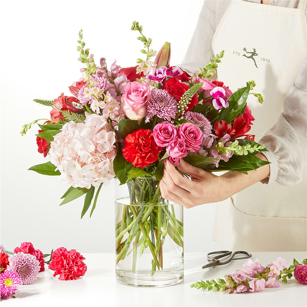 Swooning Over You - A Luxury Florist Original – ROWLEE'S BUDS, Los Osos CA
