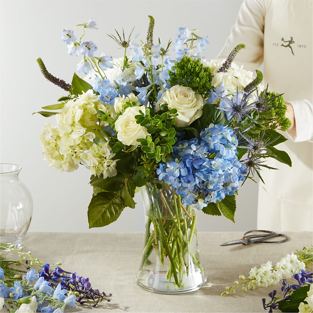 Festival of Lights – A Florist Original – ROWLEE'S BUDS, Los Osos CA