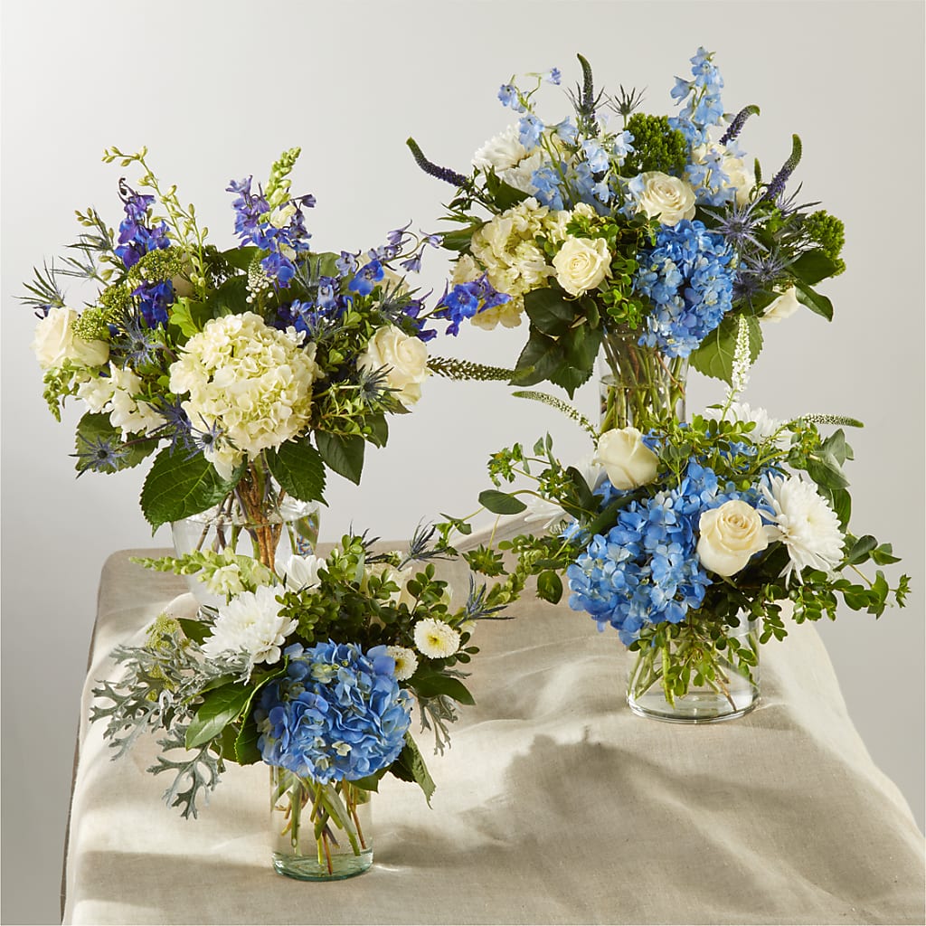Festival of Lights – A Florist Original – ROWLEE'S BUDS, Los Osos CA