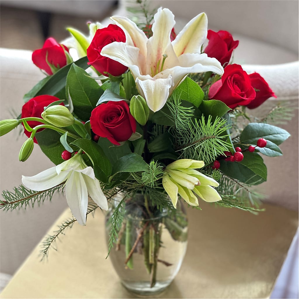 Sparkling Snowflakes Bouquet – ROWLEE'S BUDS, Los Osos CA