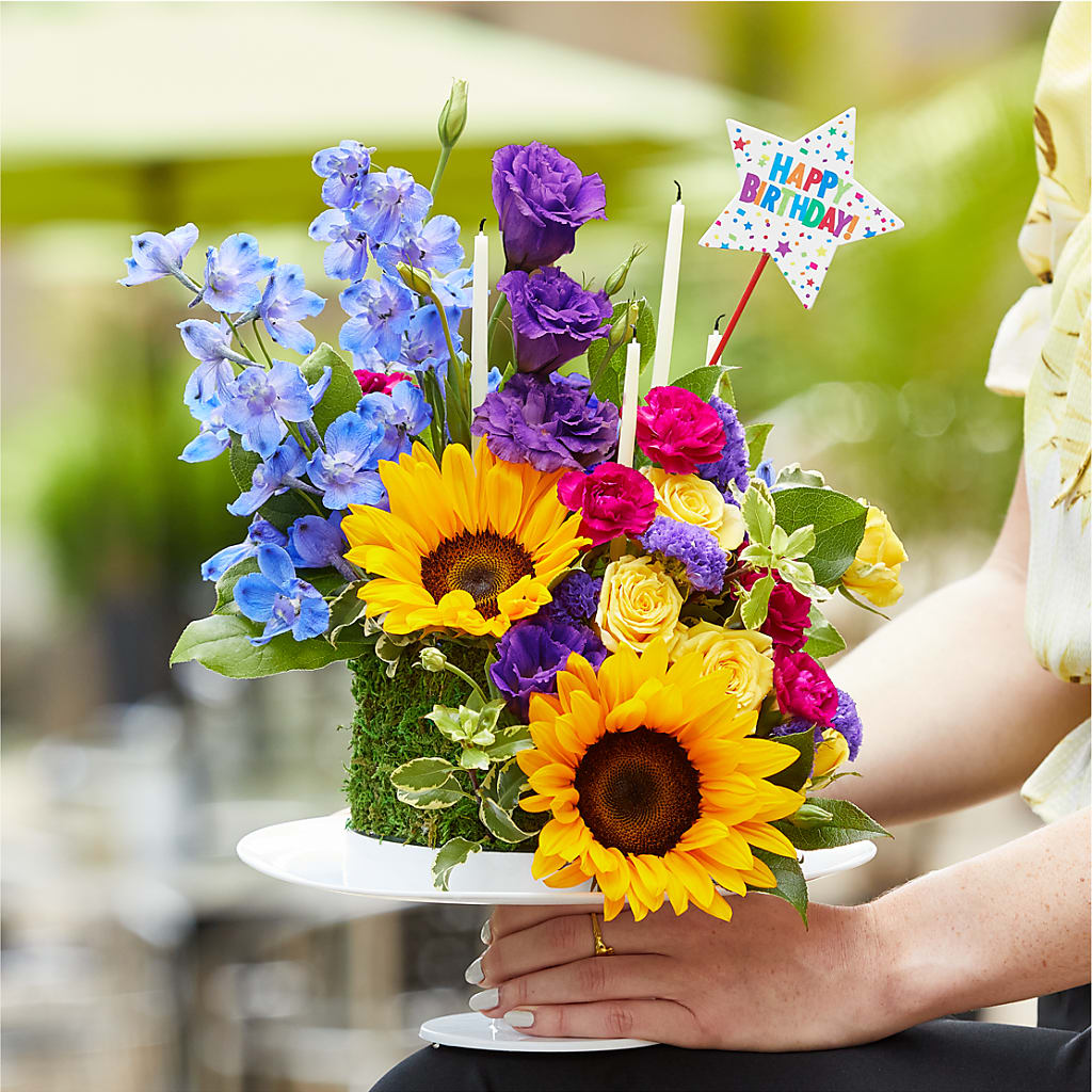 Star of the Day Floral Cake – ROWLEE'S BUDS, Los Osos CA